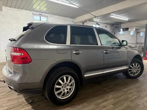 2009 Porsche Cayenne Base