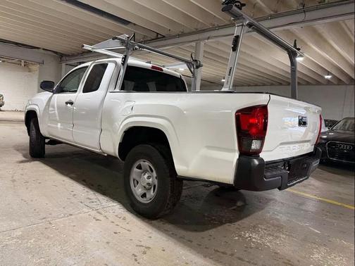 2019 Toyota Tacoma SR