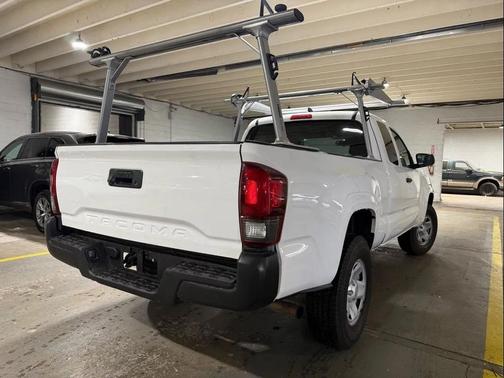 2019 Toyota Tacoma SR