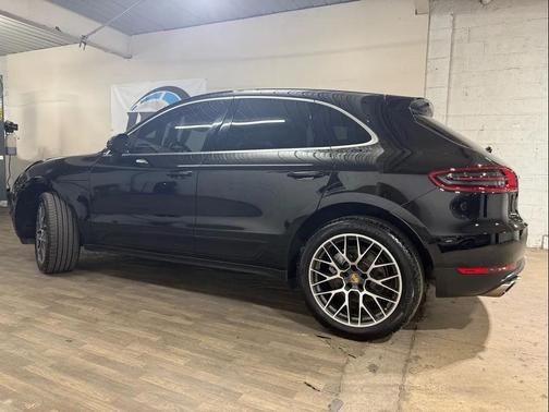 2017 Porsche Macan S