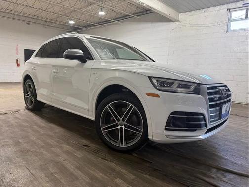 2018 Audi SQ5 3.0T Premium Plus