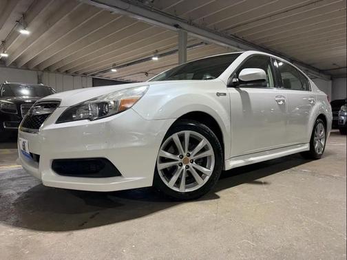 2013 Subaru Legacy Premium
