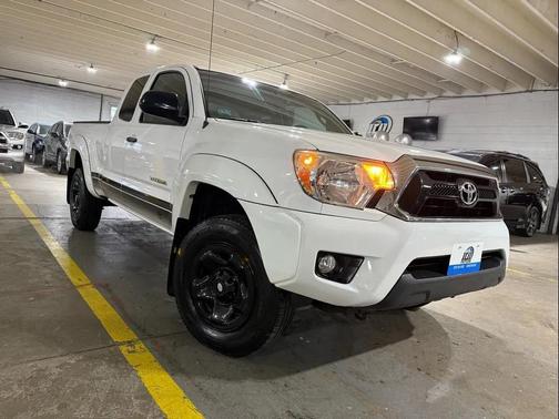 2015 Toyota Tacoma Base