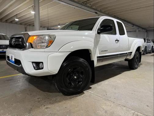 2015 Toyota Tacoma Base