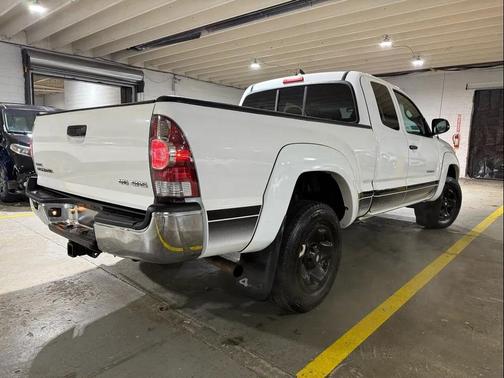 2015 Toyota Tacoma Base