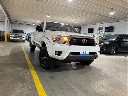 2015 Toyota Tacoma Base