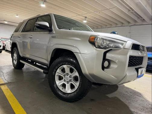 Silver 2016 Toyota 4Runner SR5