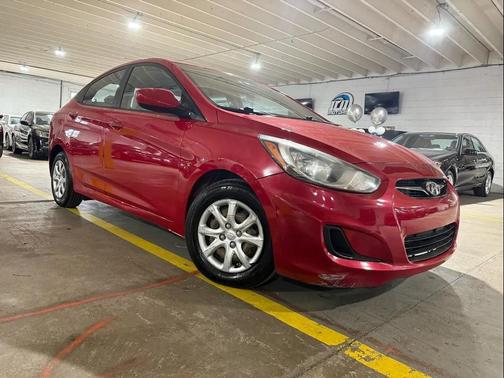 2014 Hyundai Accent GLS