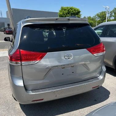 Silver Sky Metallic 2013 Toyota Sienna XLE