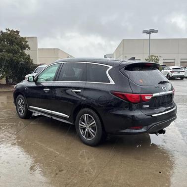 2016 INFINITI QX60 Base