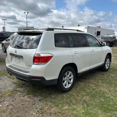 2012 Toyota Highlander SE