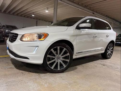 2017 Volvo XC60 T6 Inscription