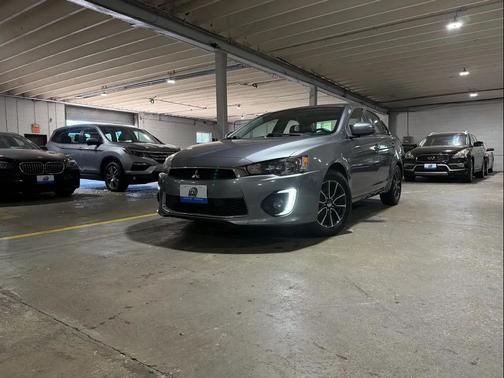 Gray 2016 Mitsubishi Lancer SE