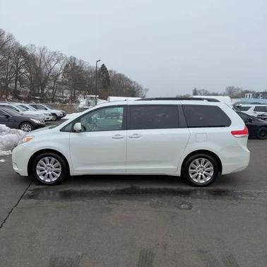 2011 Toyota Sienna Limited