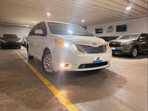 2011 Toyota Sienna Limited