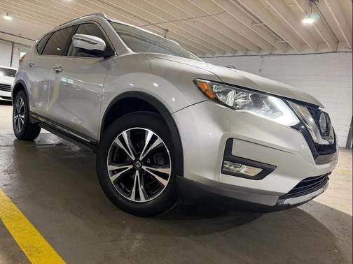 Silver 2018 Nissan Rogue SL