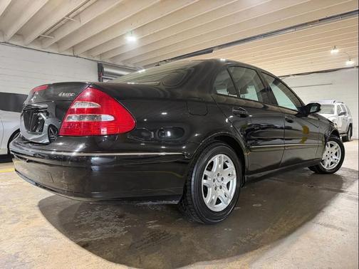 Black 2004 Mercedes-Benz E-Class 4MATIC