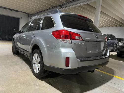 2011 Subaru Outback 2.5 i Limited