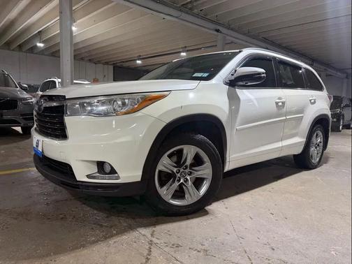 2016 Toyota Highlander Limited Platinum