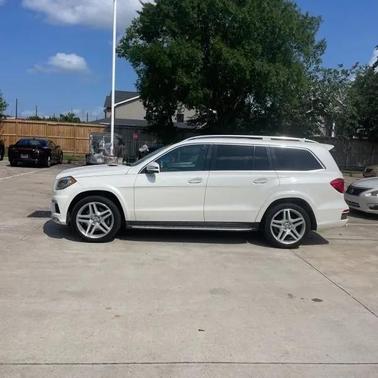 2015 Mercedes-Benz GL-Class GL 550 4MATIC