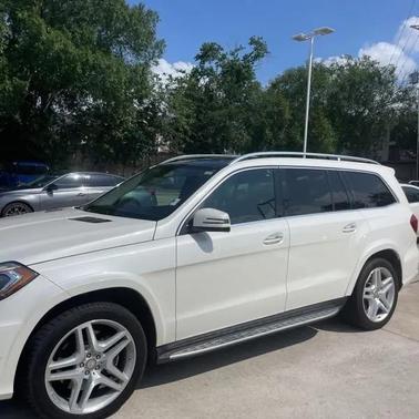 2015 Mercedes-Benz GL-Class GL 550 4MATIC