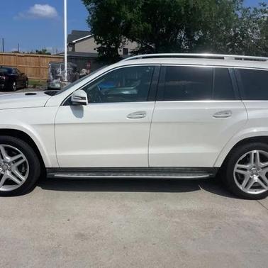 2015 Mercedes-Benz GL-Class GL 550 4MATIC