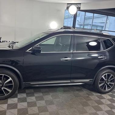 Black 2018 Nissan Rogue SL