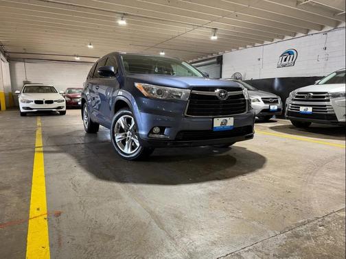 Blue 2016 Toyota Highlander Limited