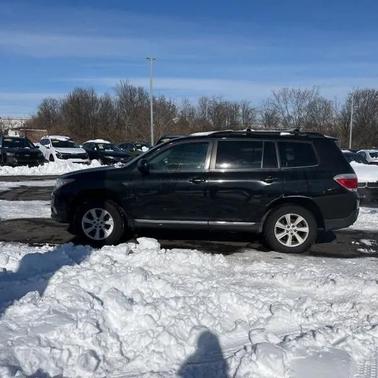 2012 Toyota Highlander SE
