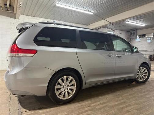 2011 Toyota Sienna Limited