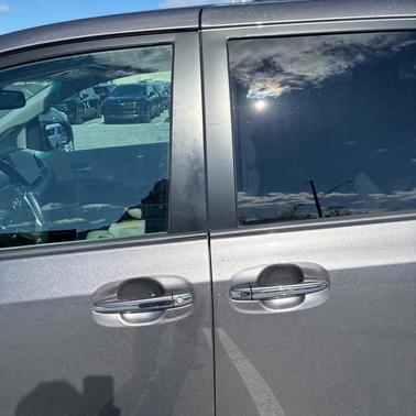 2015 Toyota Sienna XLE Premium