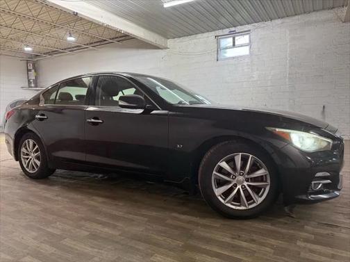 2014 INFINITI Q50 Premium