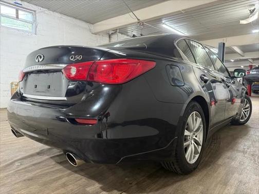 2014 INFINITI Q50 Premium