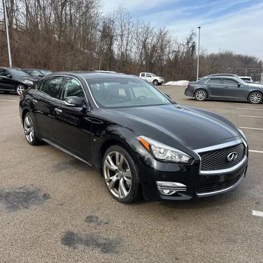 2018 INFINITI Q70L 3.7X LUXE