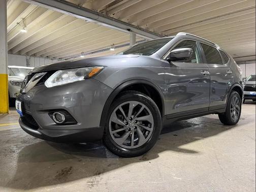 Gray 2016 Nissan Rogue SL