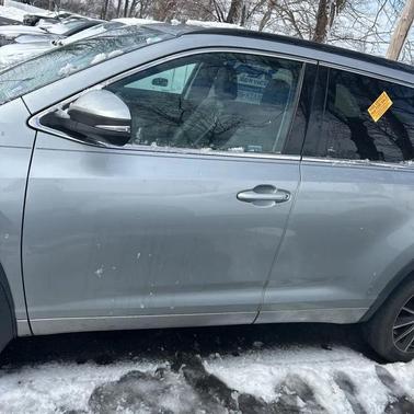 2017 Toyota Highlander SE