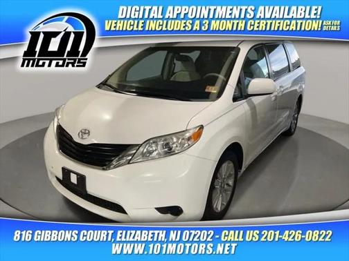 2012 Toyota Sienna LE