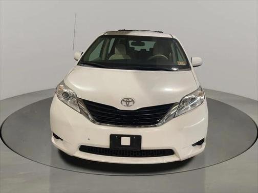 2012 Toyota Sienna LE