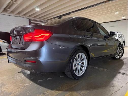 Silver 2017 BMW 320 i