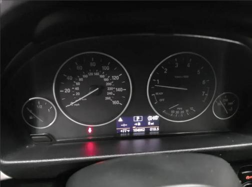 Silver 2017 BMW 320 i