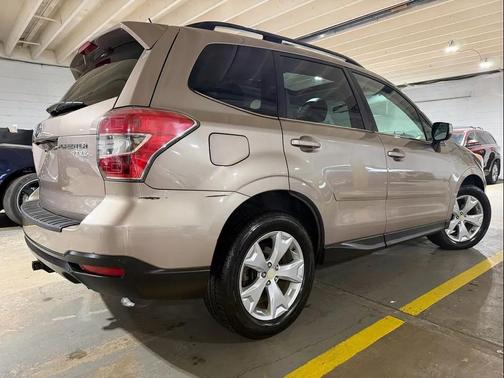 Brown 2015 Subaru Forester 2.5i Limited