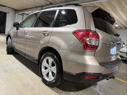 Brown 2015 Subaru Forester 2.5i Limited