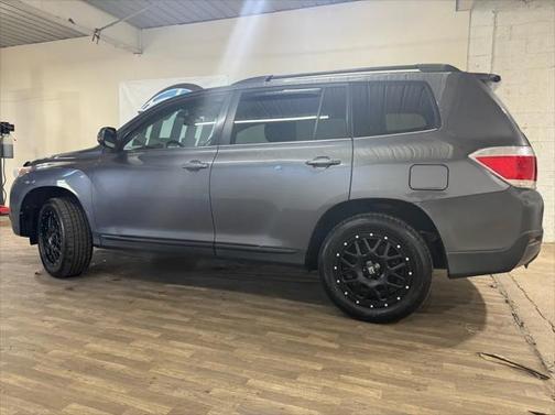 2013 Toyota Highlander SE