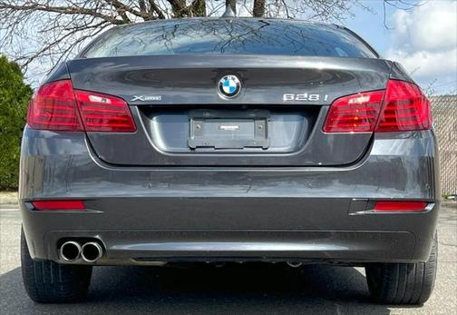 2016 BMW 528 i xDrive
