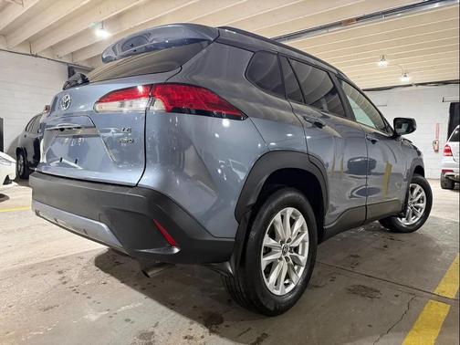 2022 Toyota Corolla Cross LE