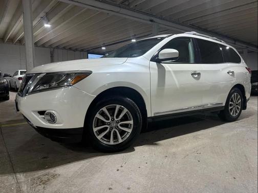 2016 Nissan Pathfinder SL