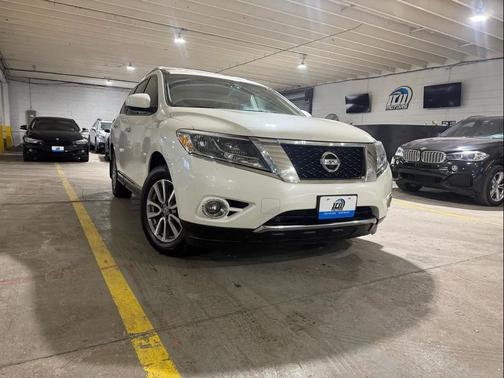 2016 Nissan Pathfinder SL