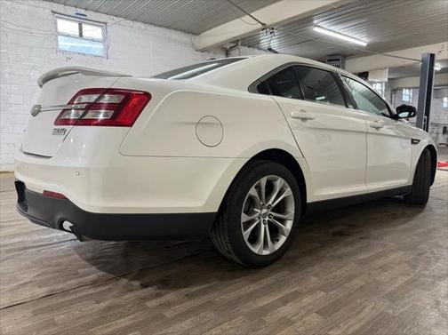 2014 Ford Taurus SHO