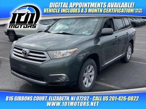 2013 Toyota Highlander SE
