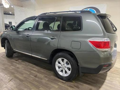 2013 Toyota Highlander SE